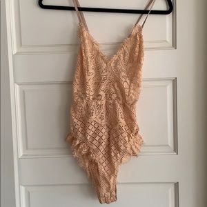 Lace body suit
